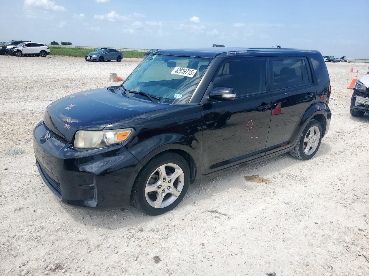 TOYOTA SCION XB 2012