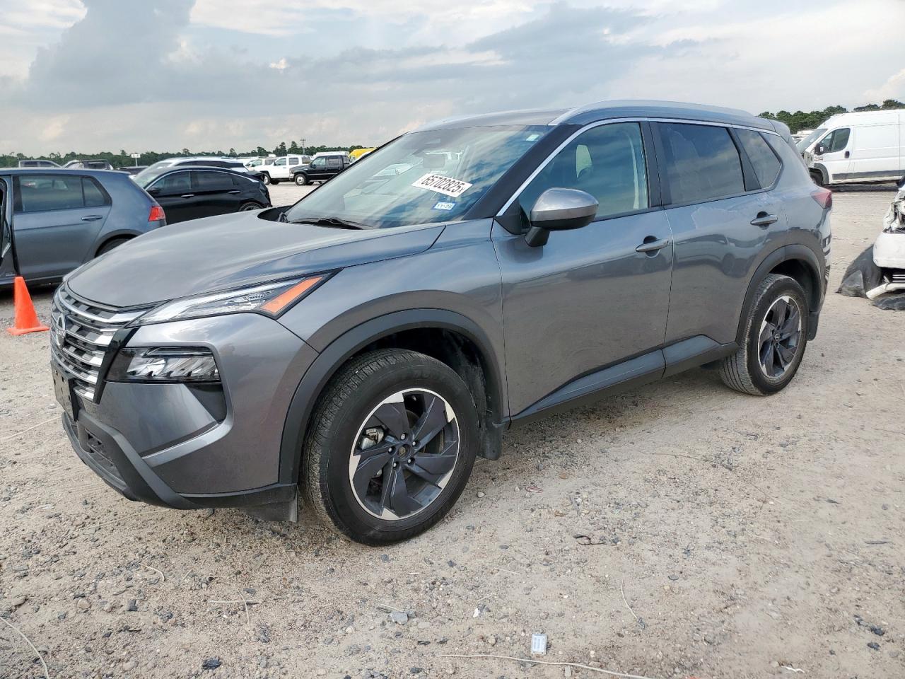 NISSAN ROGUE SV 2024