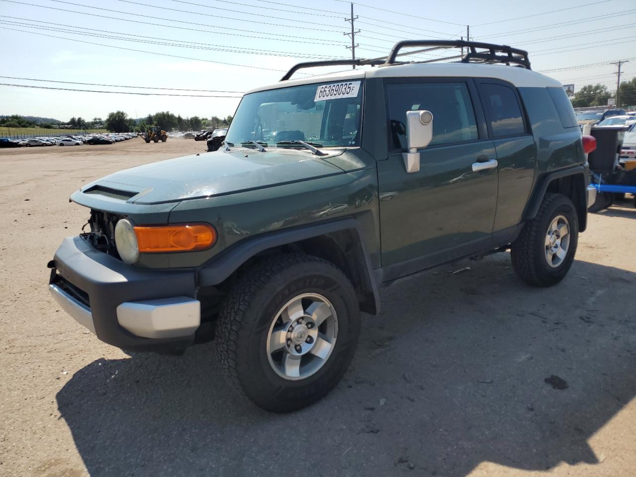 TOYOTA FJ CRUISER 2010