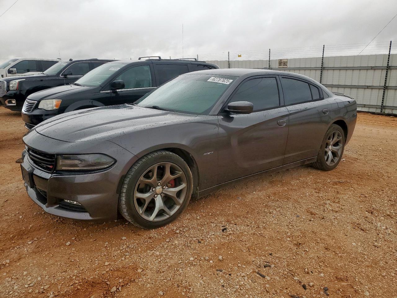 DODGE CHARGER R/ 2016