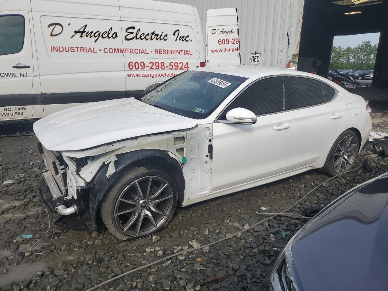 GENESIS G70 BASE 2023
