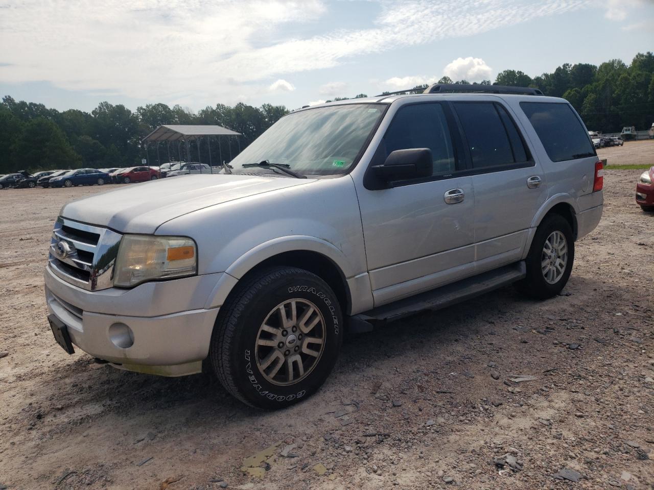 FORD EXPEDITION XLT 2011