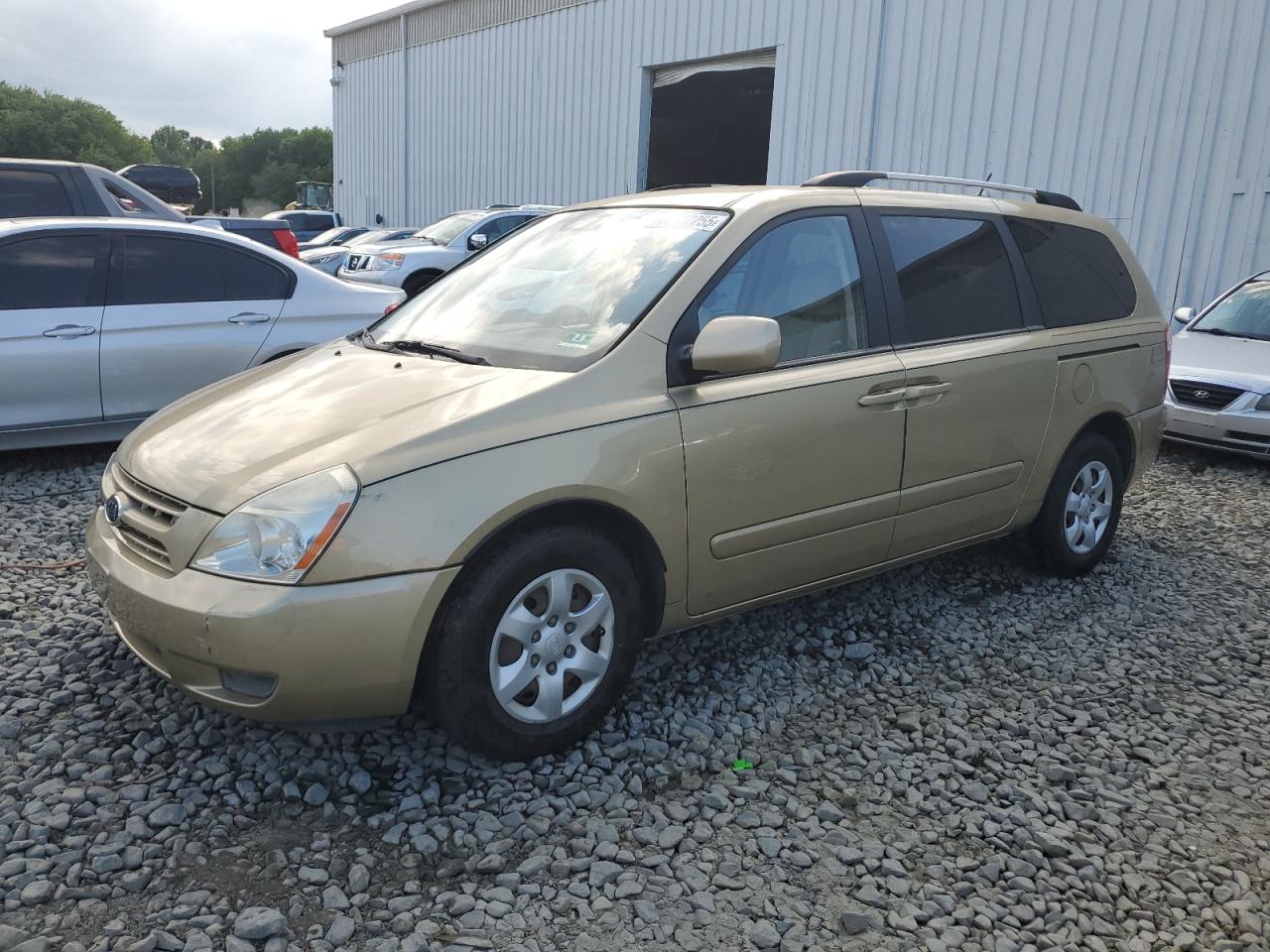 KIA SEDONA LX 2010