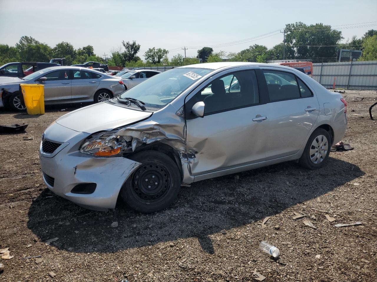 TOYOTA YARIS 2010