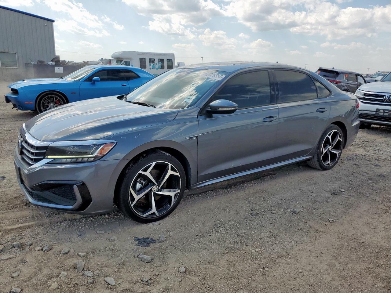 VOLKSWAGEN PASSAT R-L 2022