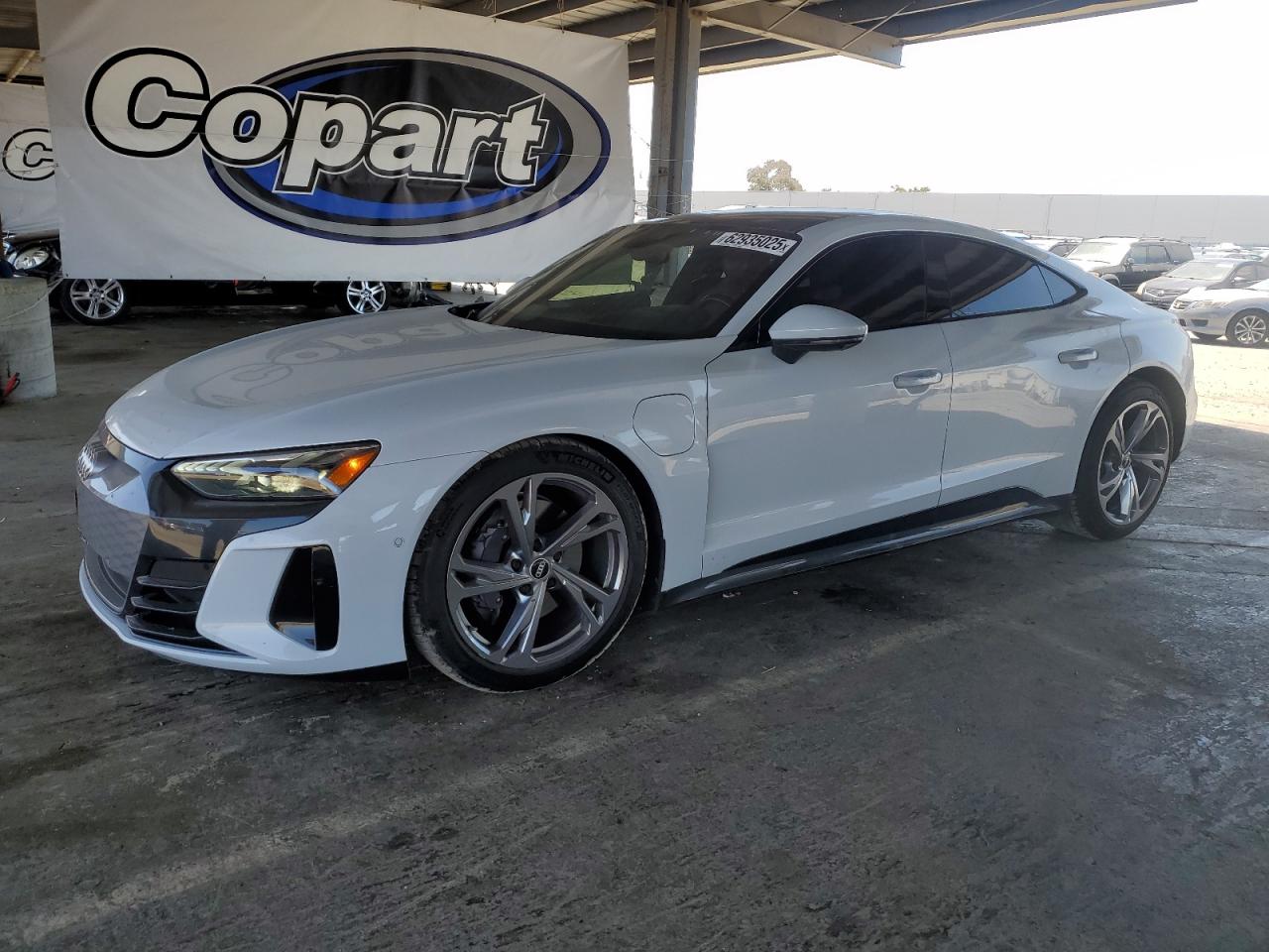 AUDI E-TRON GT 2022