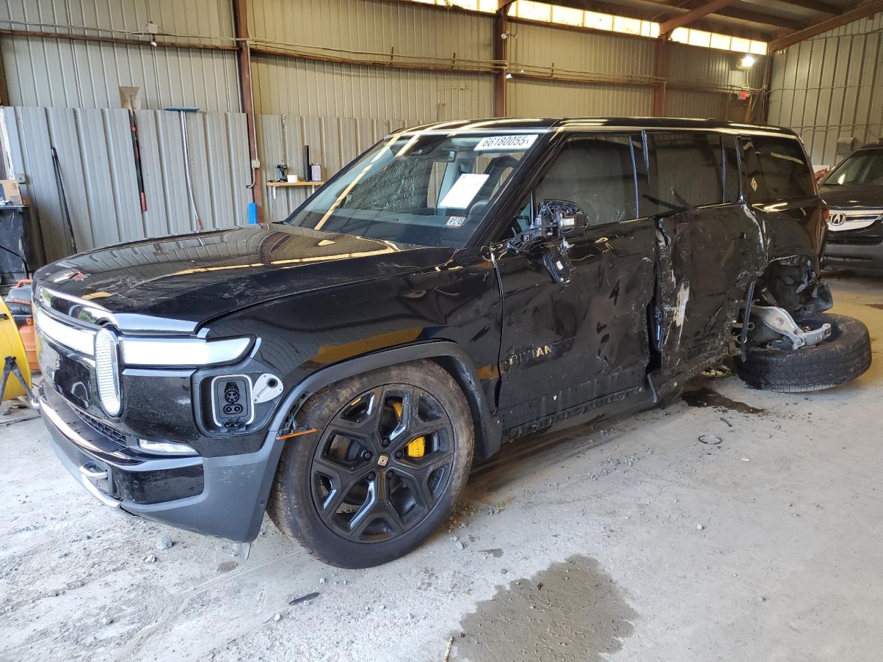 RIVIAN R1S ADVENTURE 2023