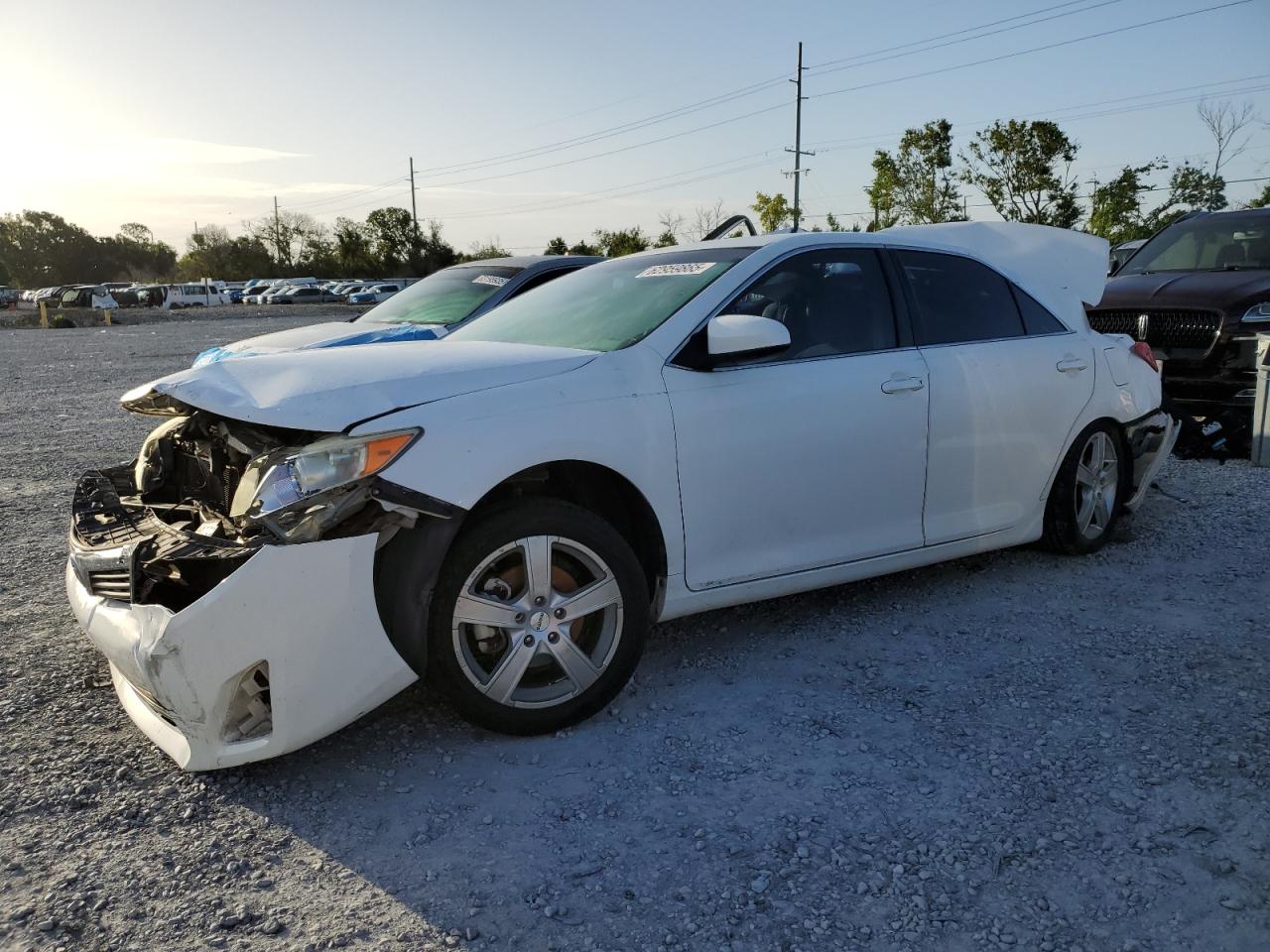 TOYOTA CAMRY L 2013