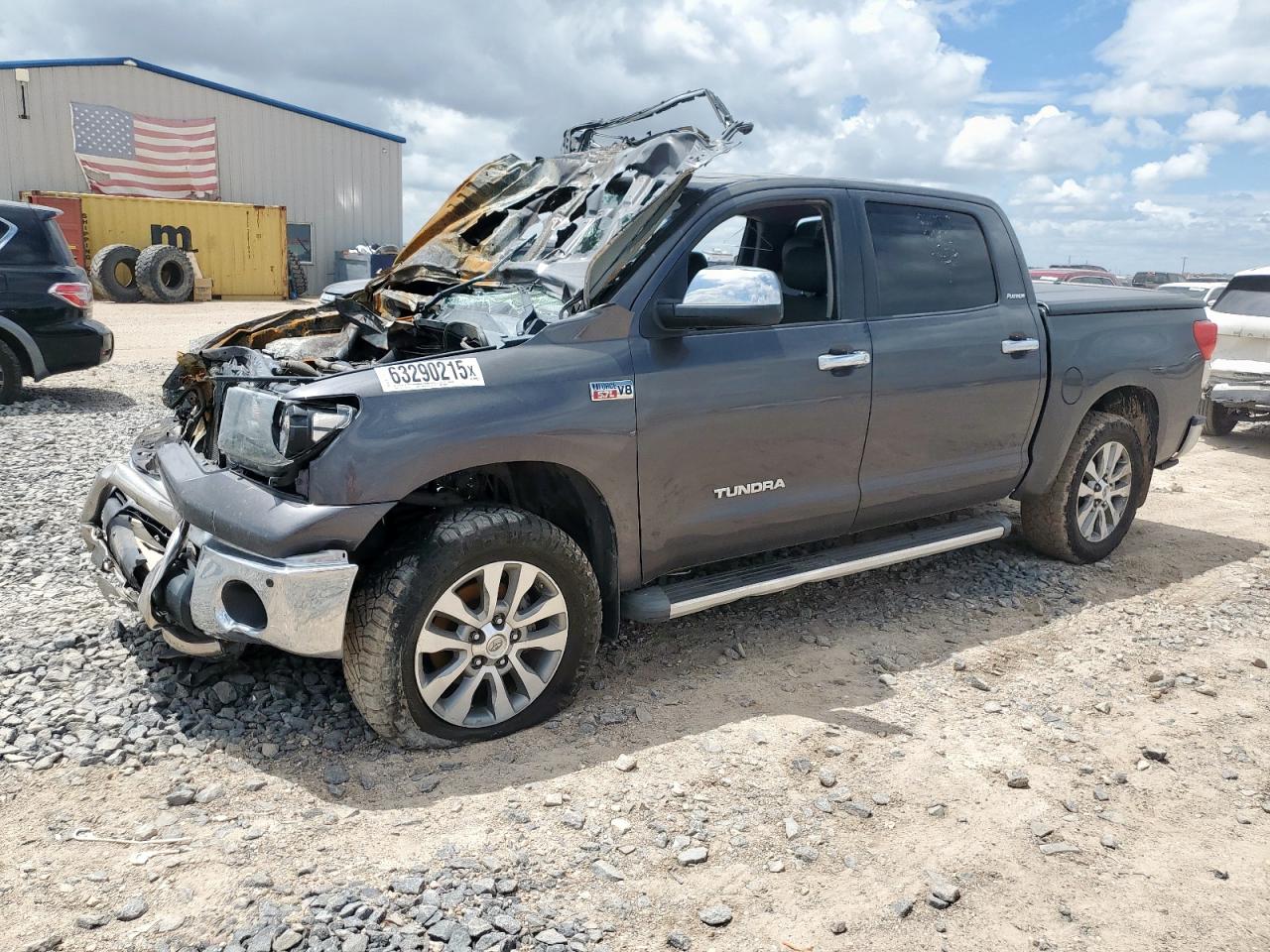 TOYOTA TUNDRA CRE 2011