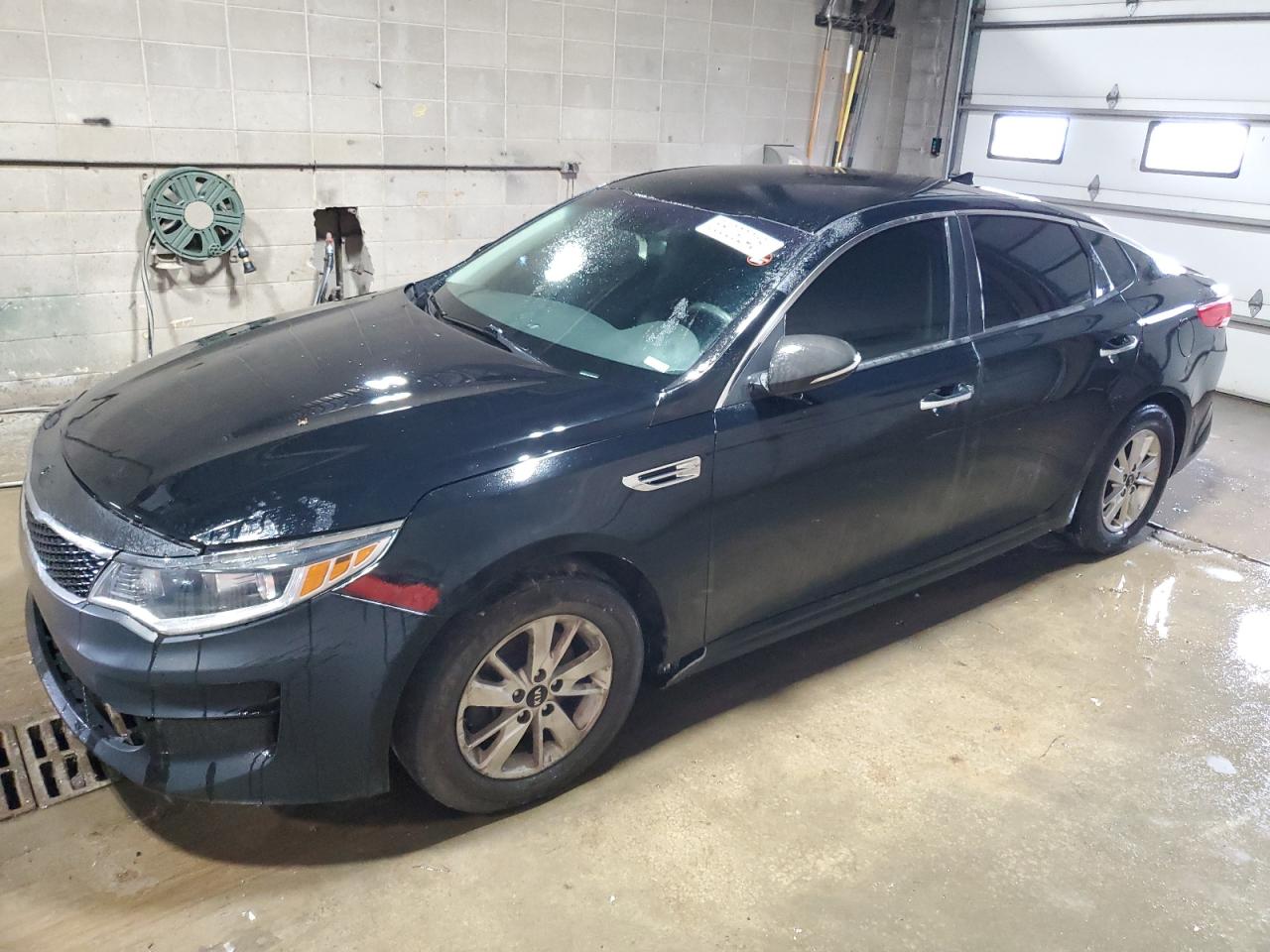 KIA OPTIMA LX 2017