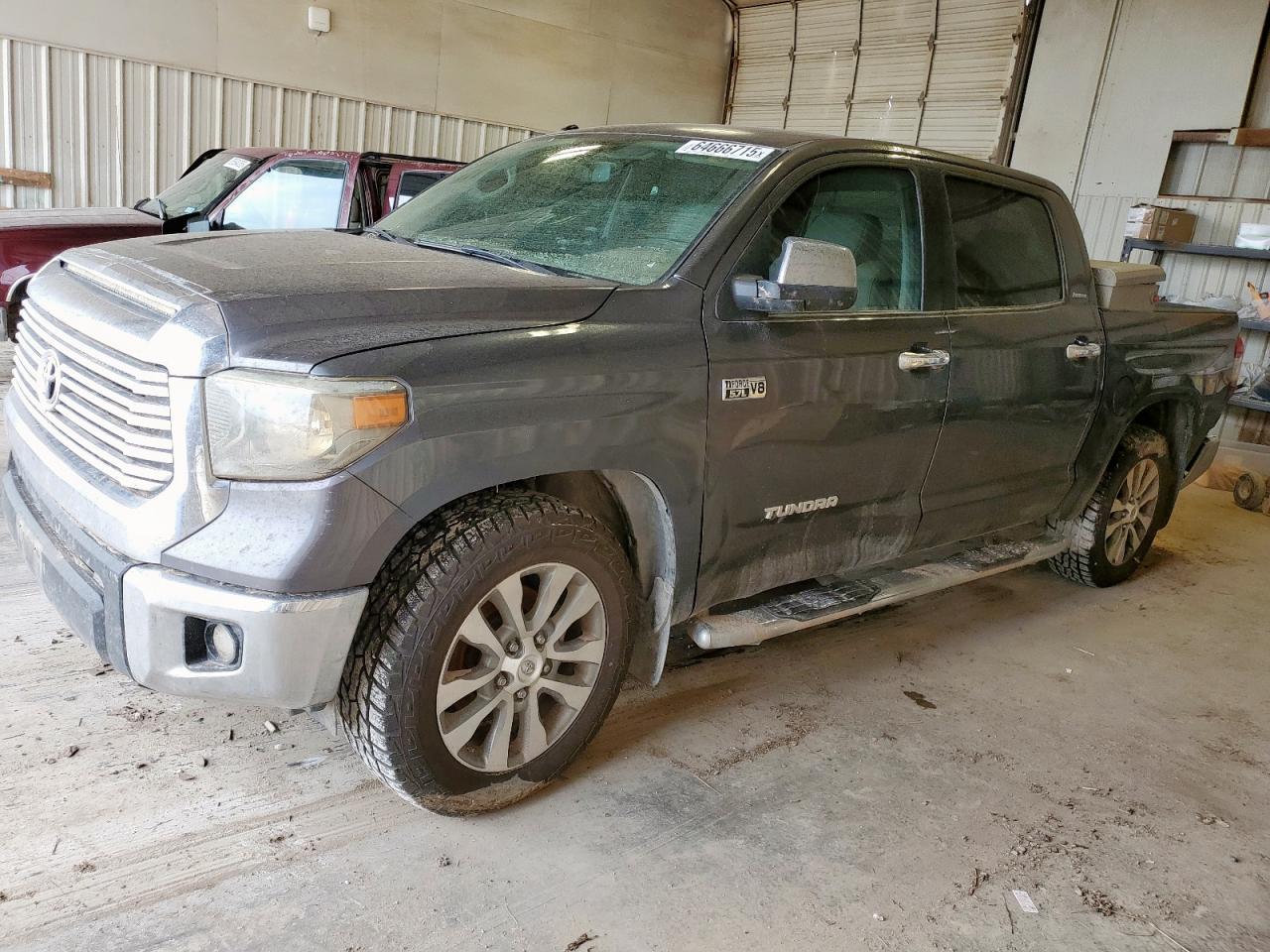 TOYOTA TUNDRA CREWMAX LIMITED 2017