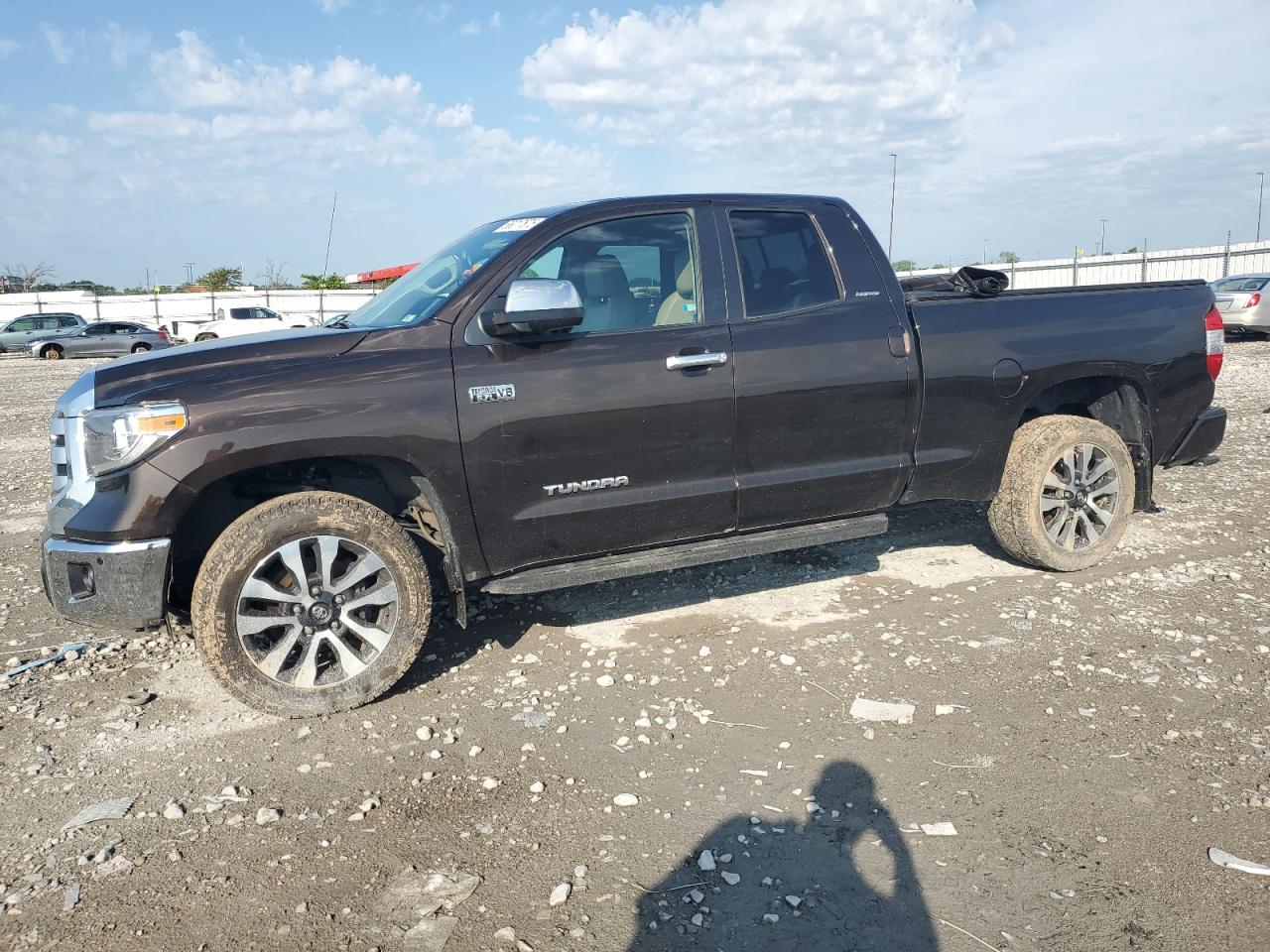 TOYOTA TUNDRA DOU 2018