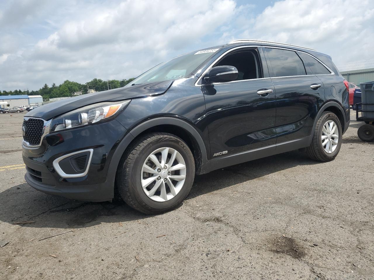 KIA SORENTO LX 2017