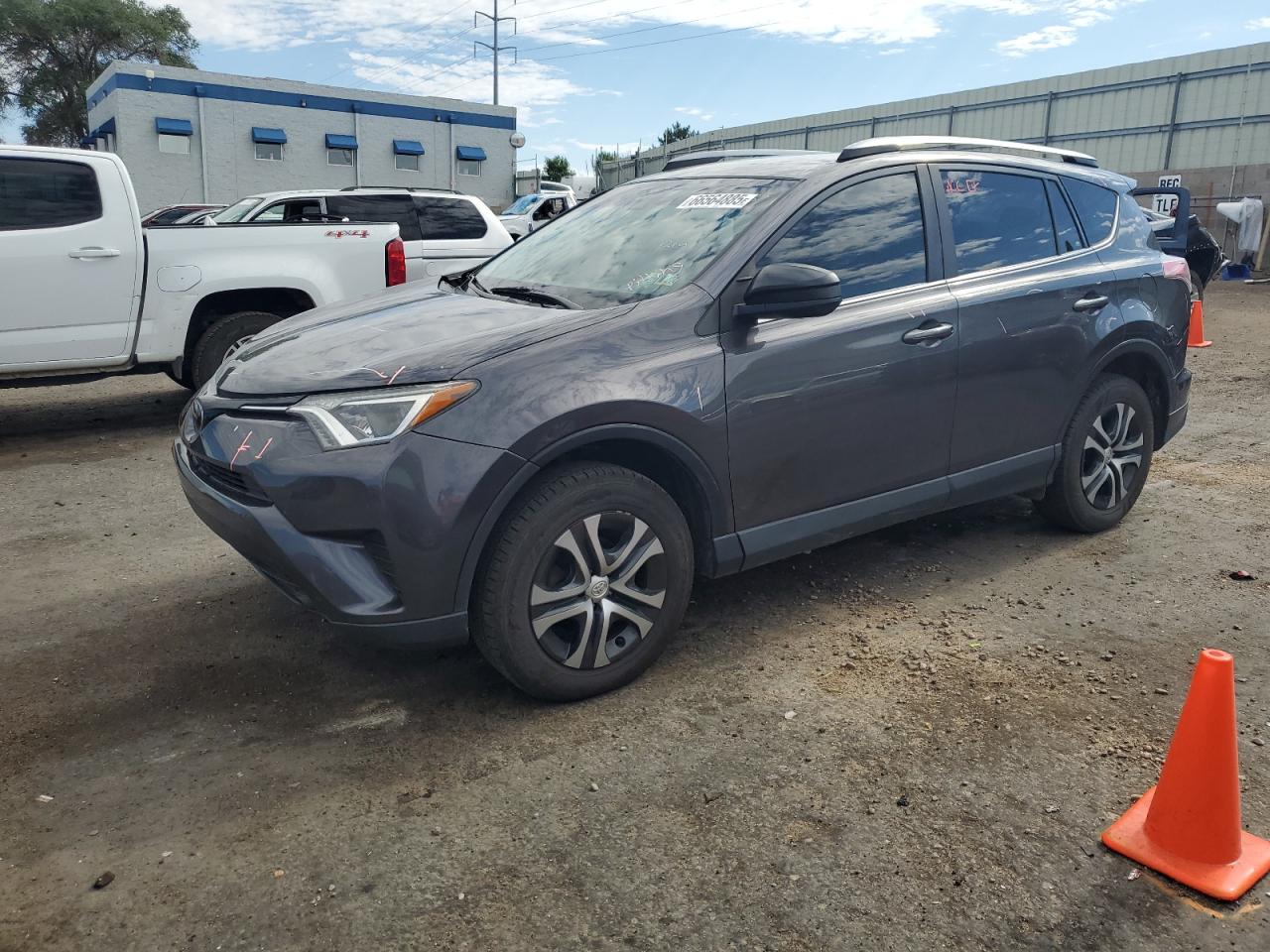 TOYOTA RAV4 LE 2018