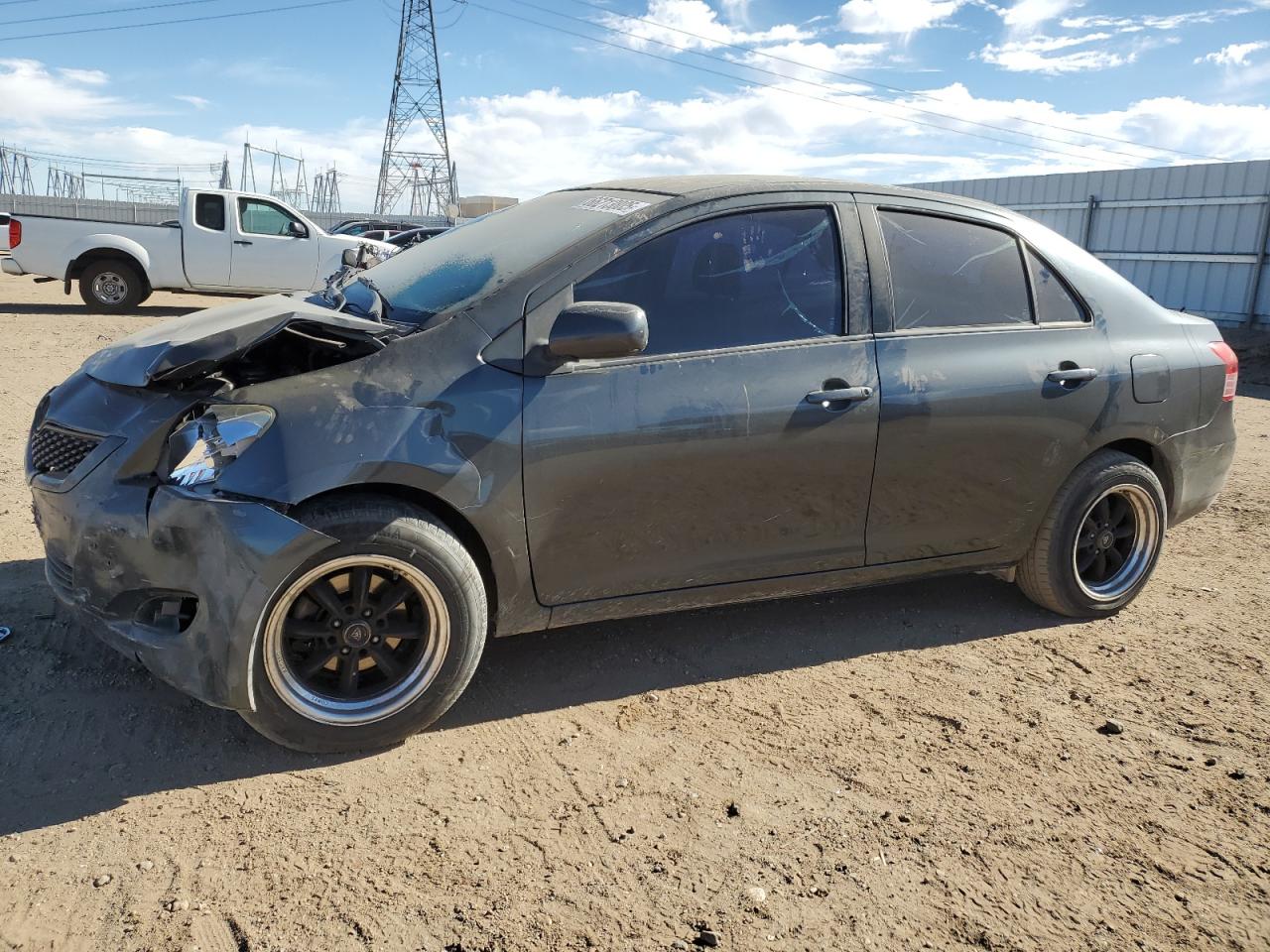 TOYOTA YARIS 2011