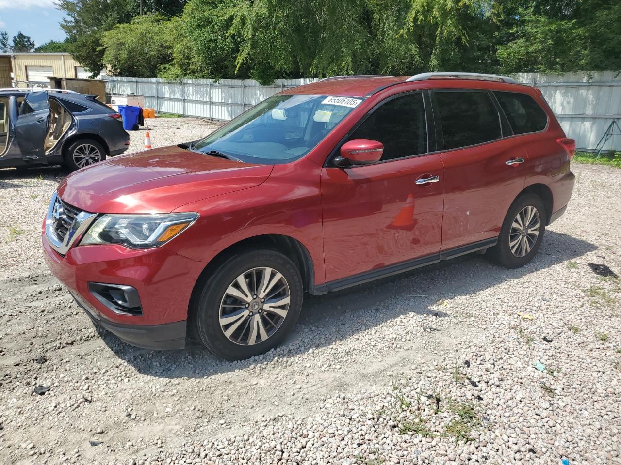 NISSAN PATHFINDER 2018