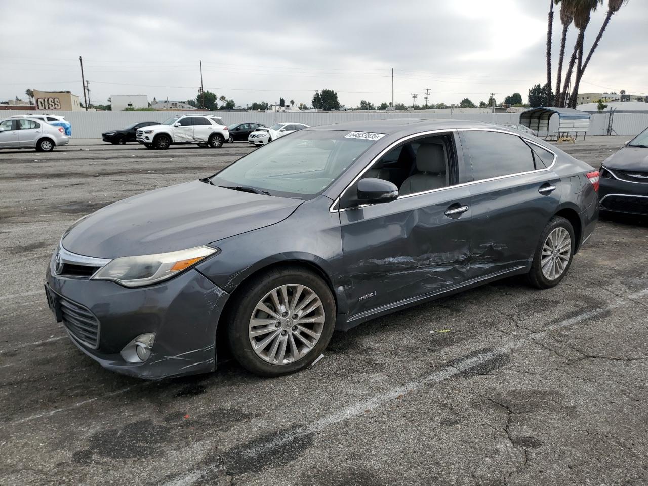 TOYOTA AVALON HYB 2015