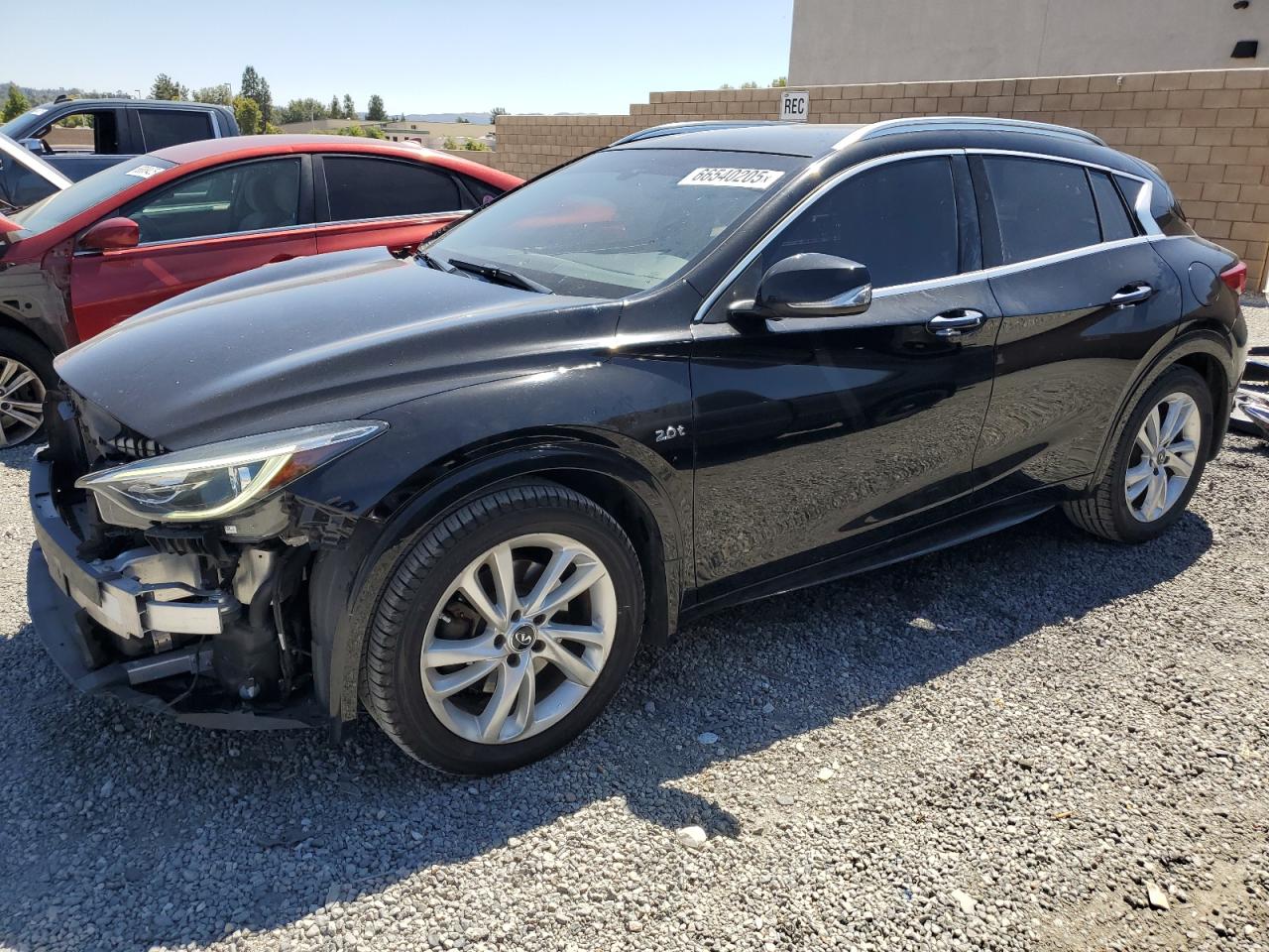 INFINITI QX30 BASE 2017
