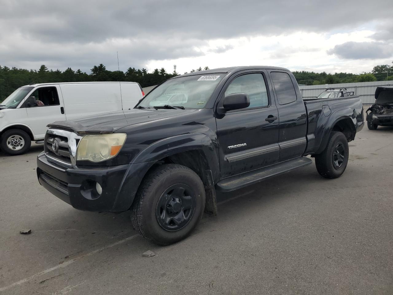 TOYOTA TACOMA ACC 2010