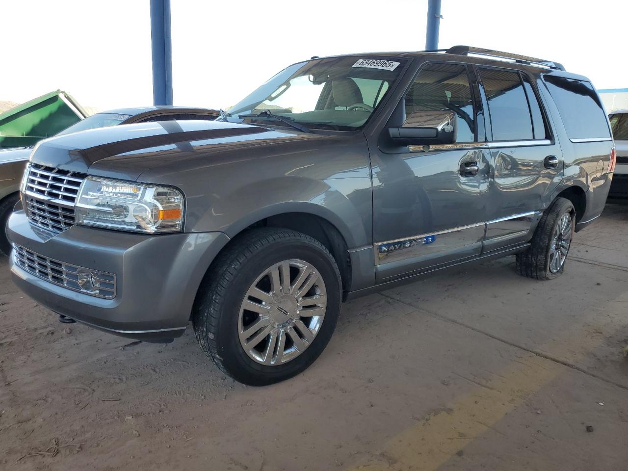 LINCOLN NAVIGATOR 2011