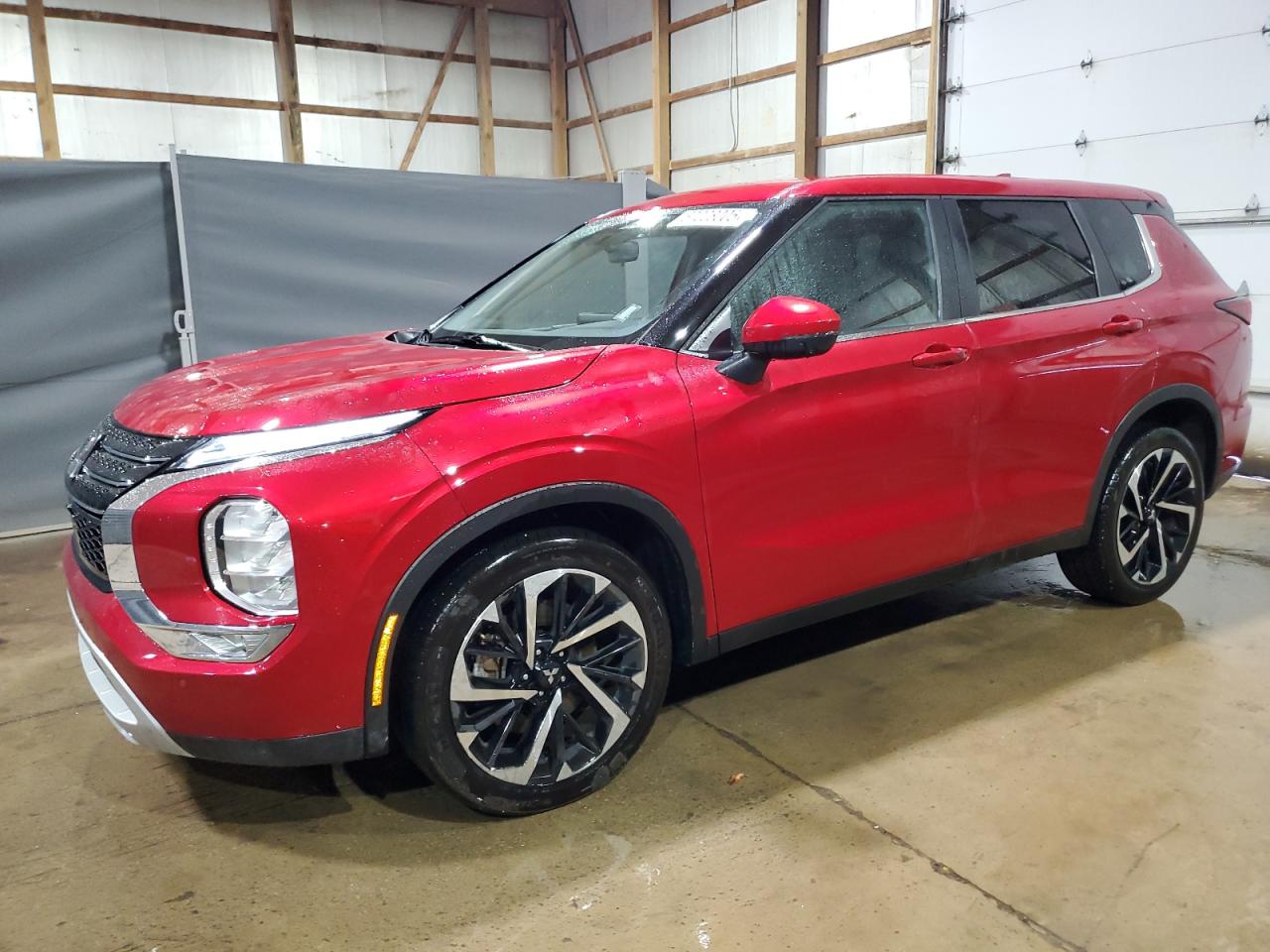 MITSUBISHI OUTLANDER 2024