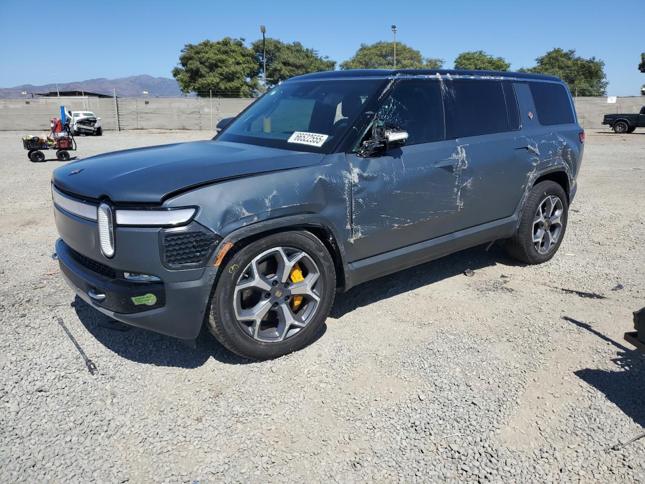 RIVIAN R1S LAUNCH 2022