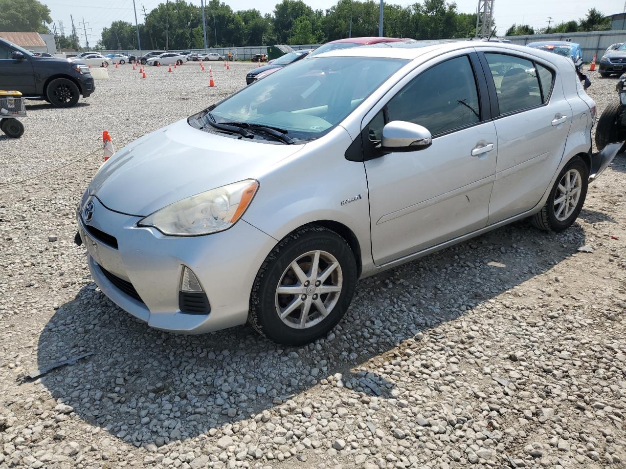 TOYOTA PRIUS C 2014