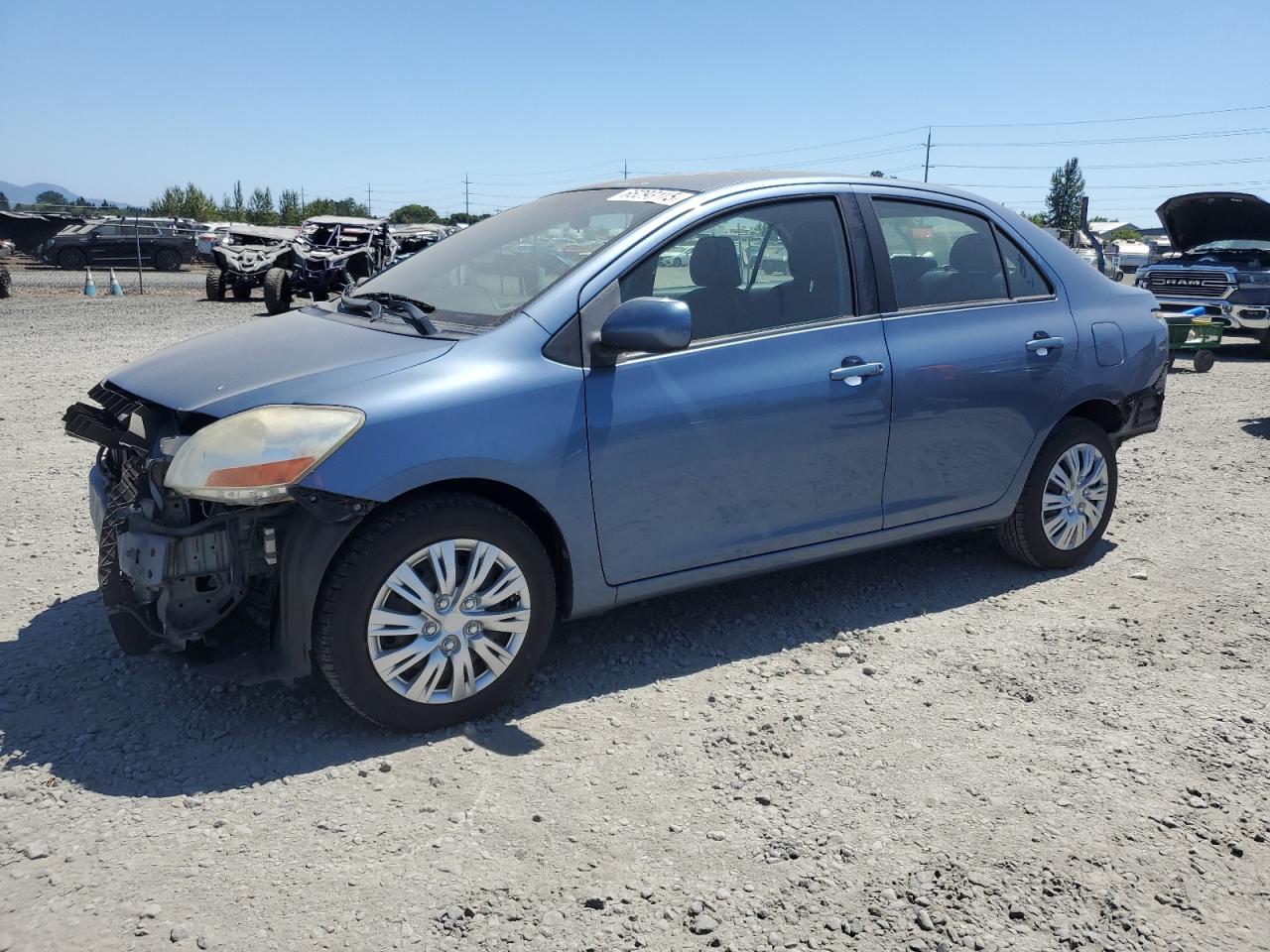 TOYOTA YARIS 2011