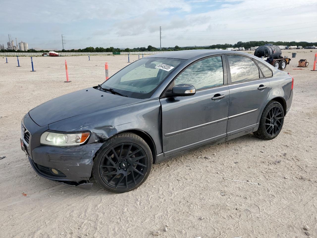 VOLVO S40 T5 2011