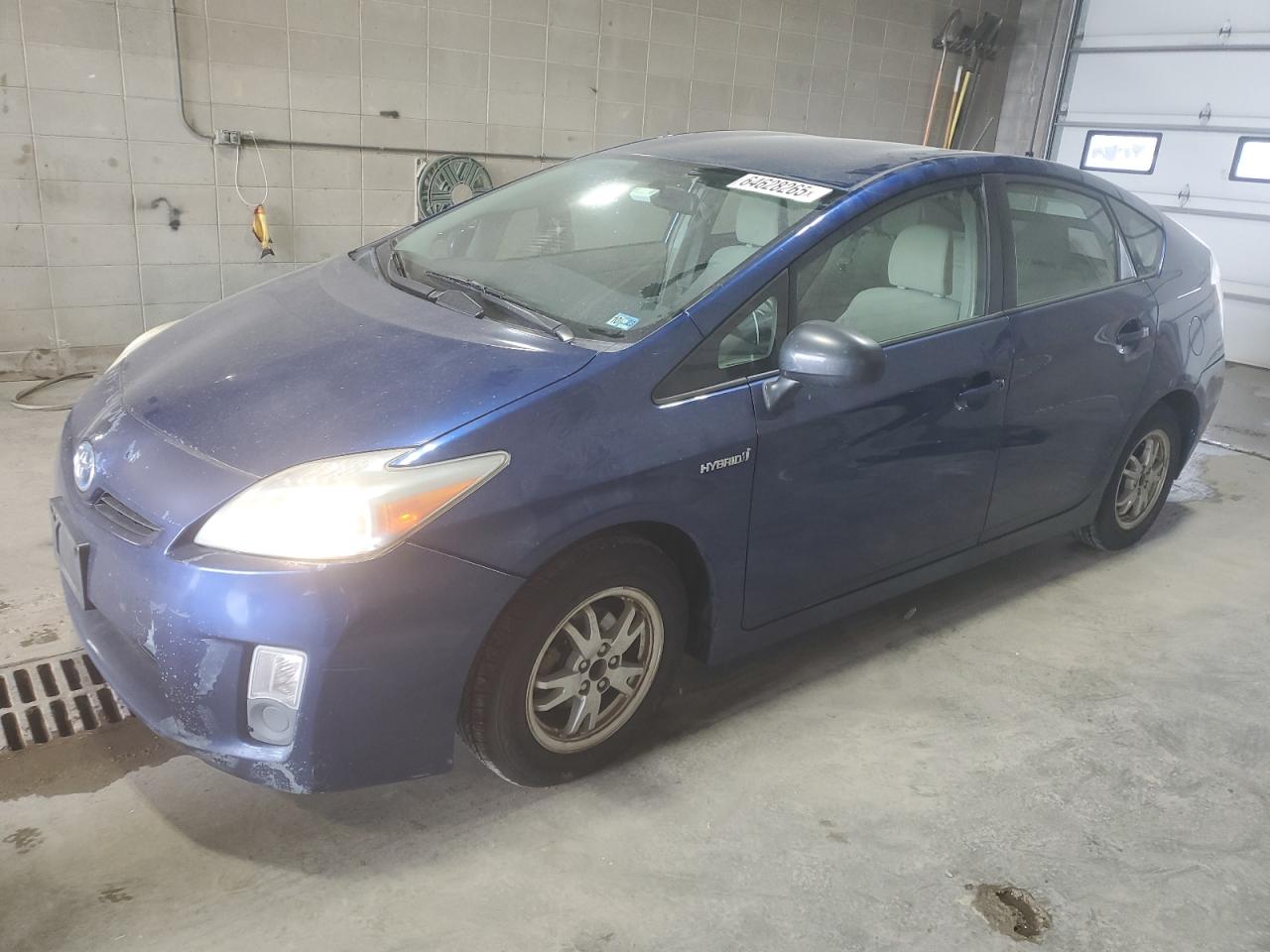 TOYOTA PRIUS 2010