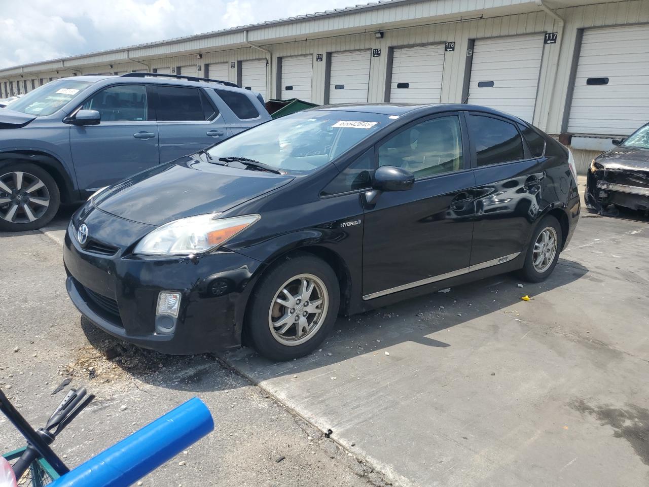 TOYOTA PRIUS 2011