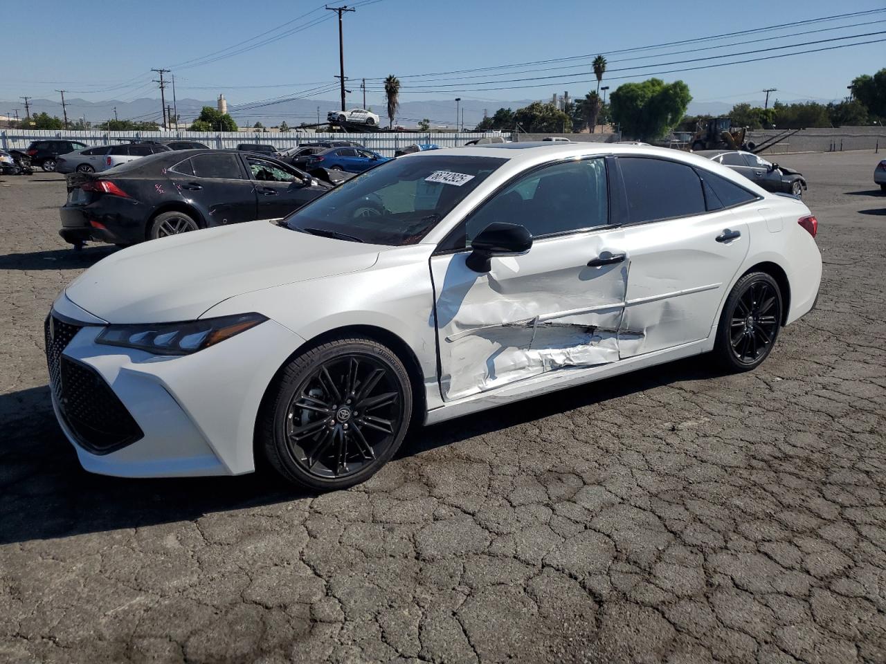 TOYOTA AVALON NIG 2022