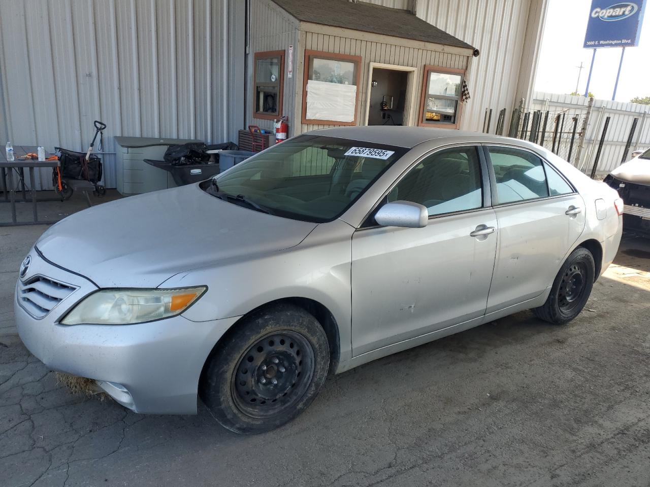TOYOTA CAMRY BASE 2011