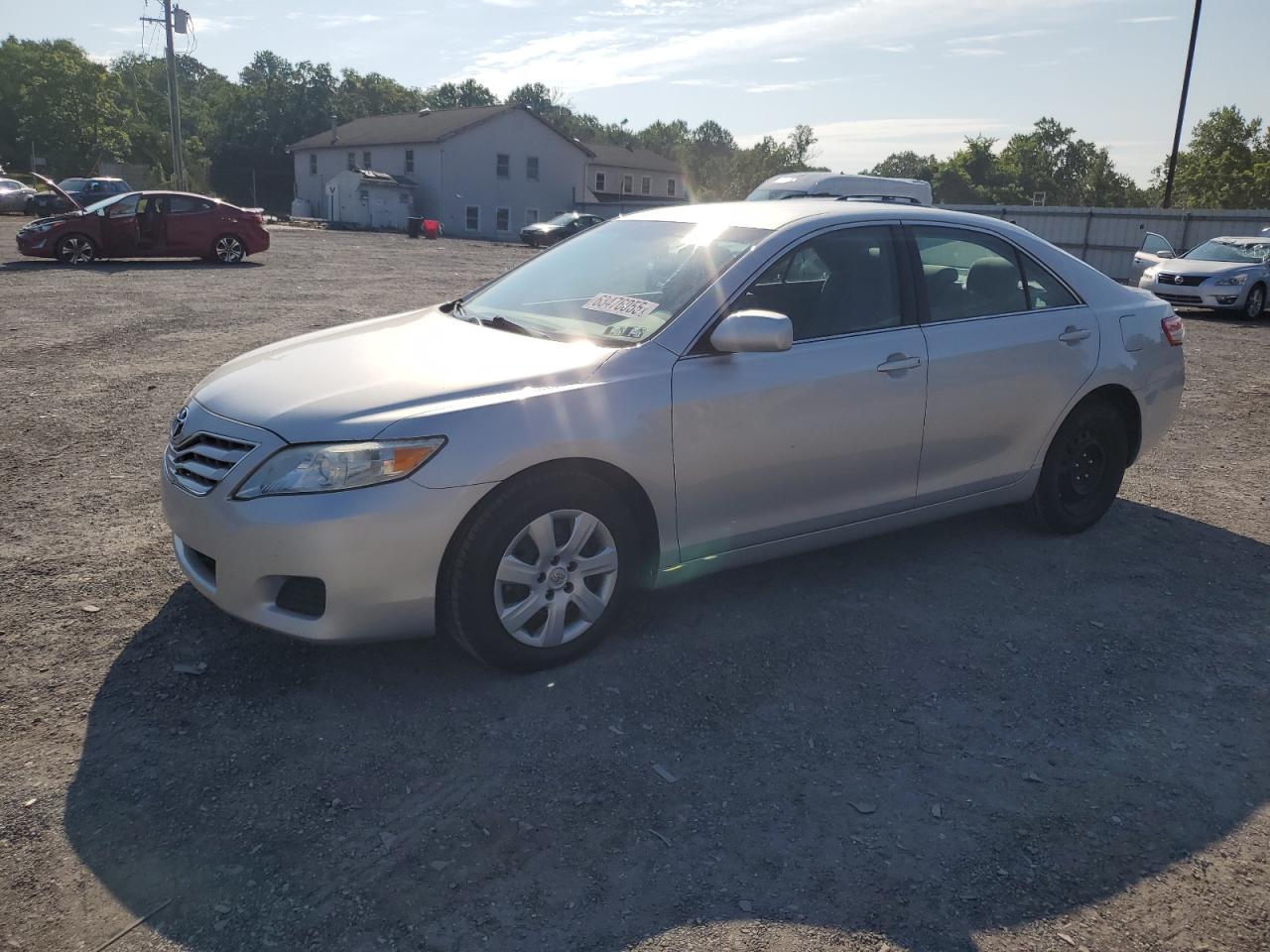 TOYOTA CAMRY BASE 2011