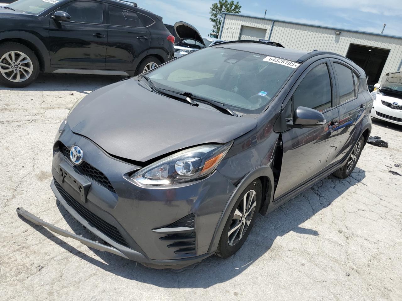 TOYOTA PRIUS C 2018