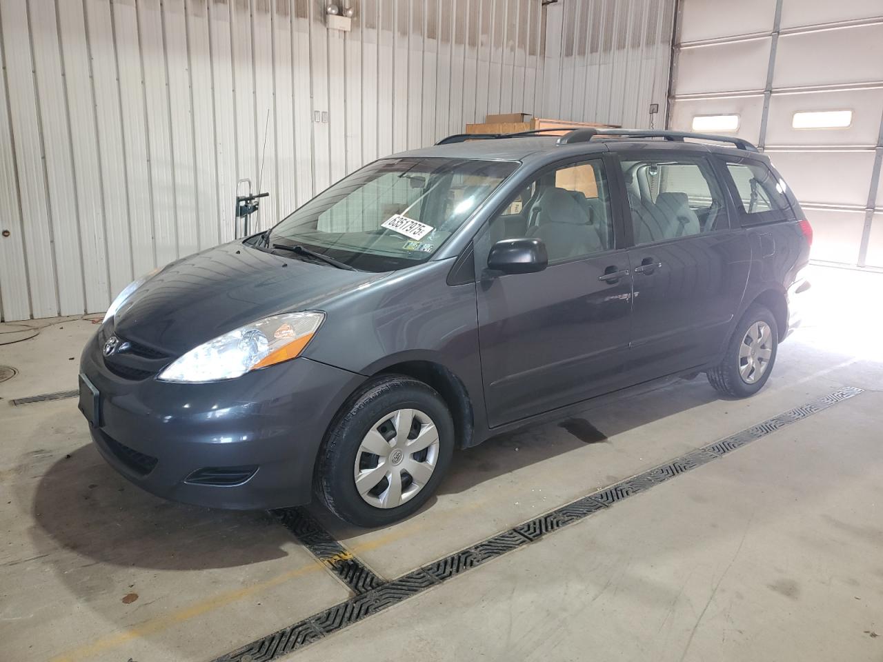 TOYOTA SIENNA CE 2006