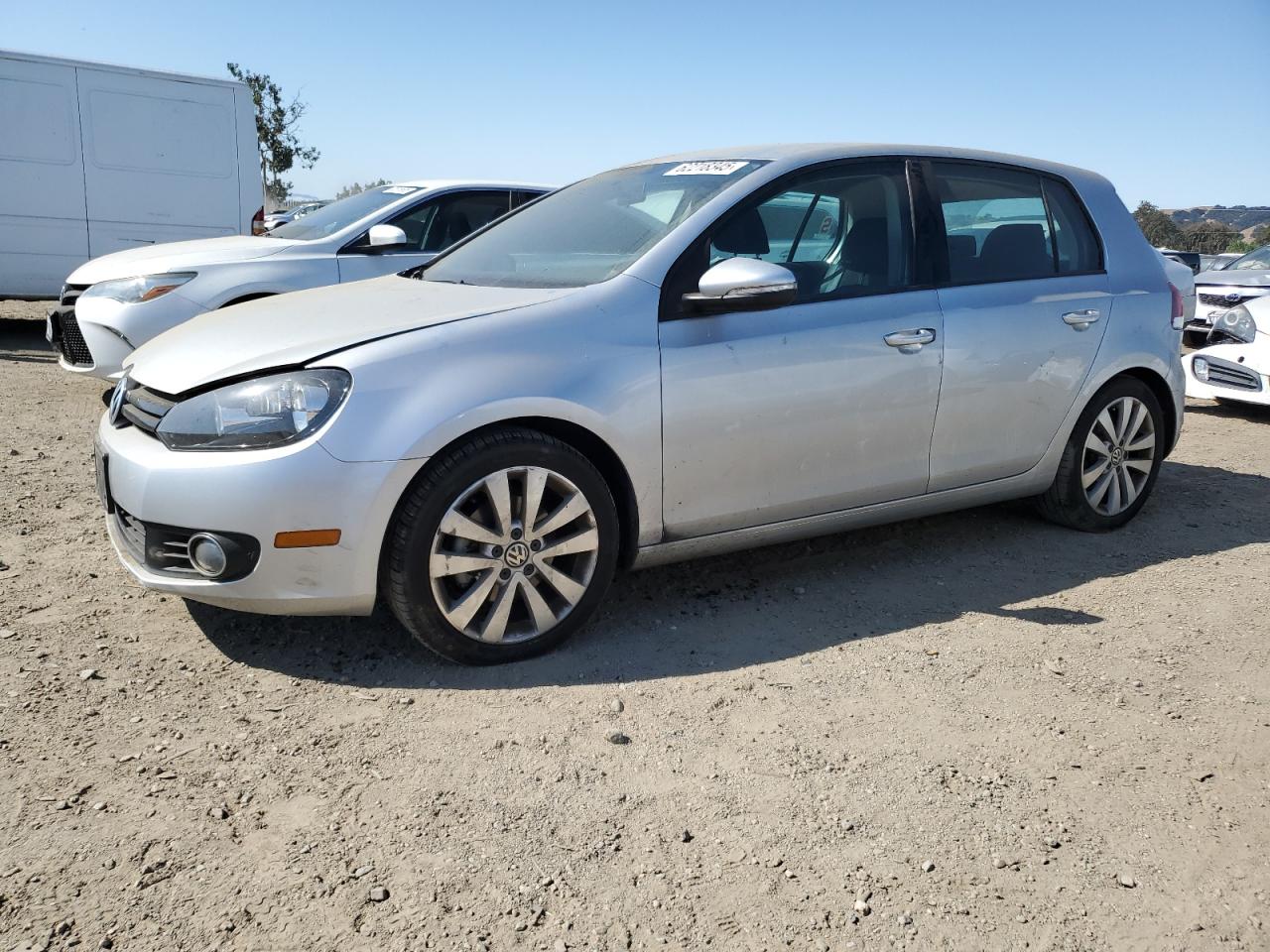 VOLKSWAGEN GOLF 2012