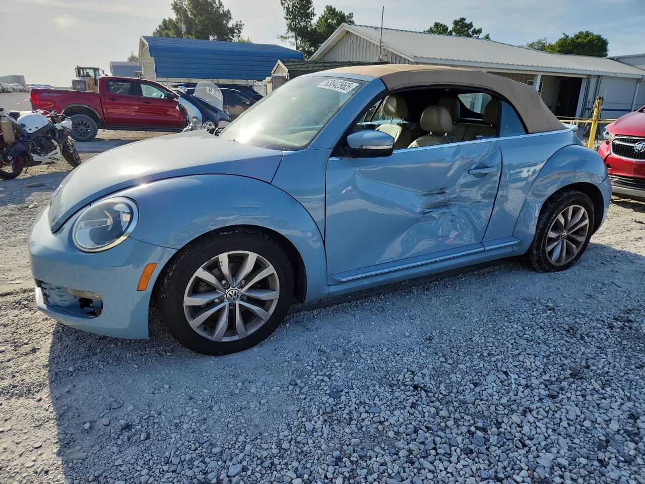 VOLKSWAGEN BEETLE 2014