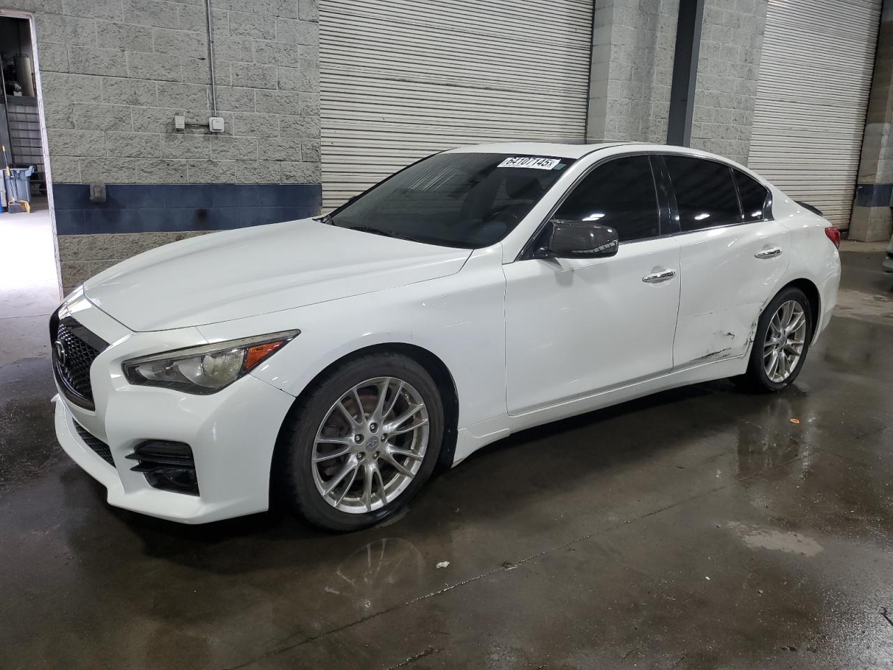 INFINITI Q50 BASE 2015