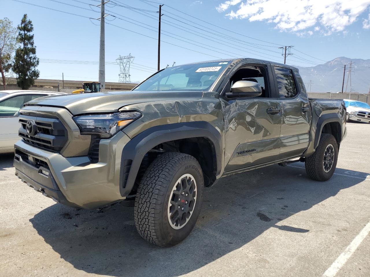 TOYOTA TACOMA DOU 2024