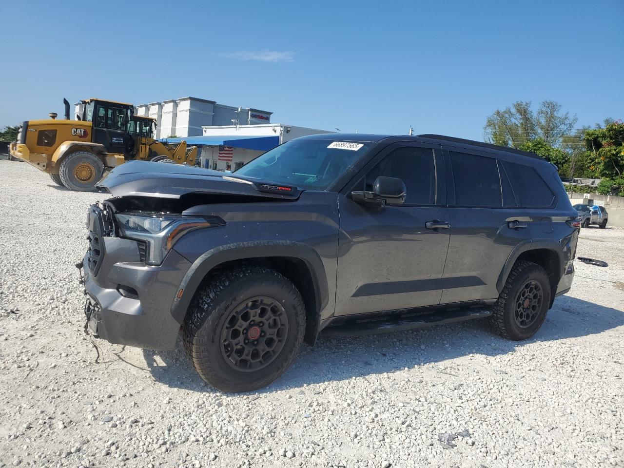 TOYOTA SEQUOIA SR 2023
