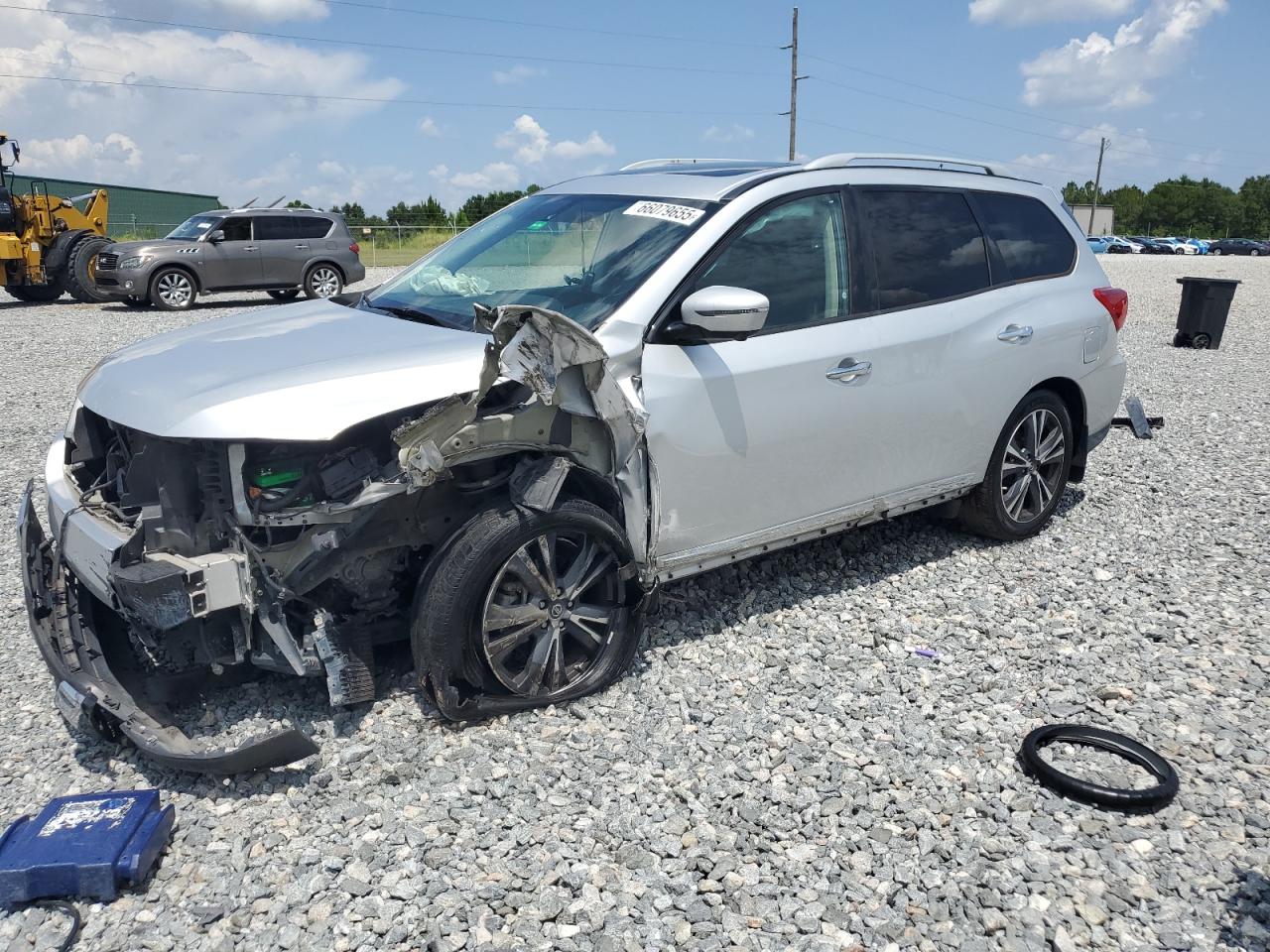 NISSAN PATHFINDER 2018