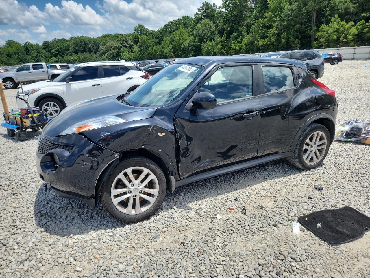 NISSAN JUKE S 2012