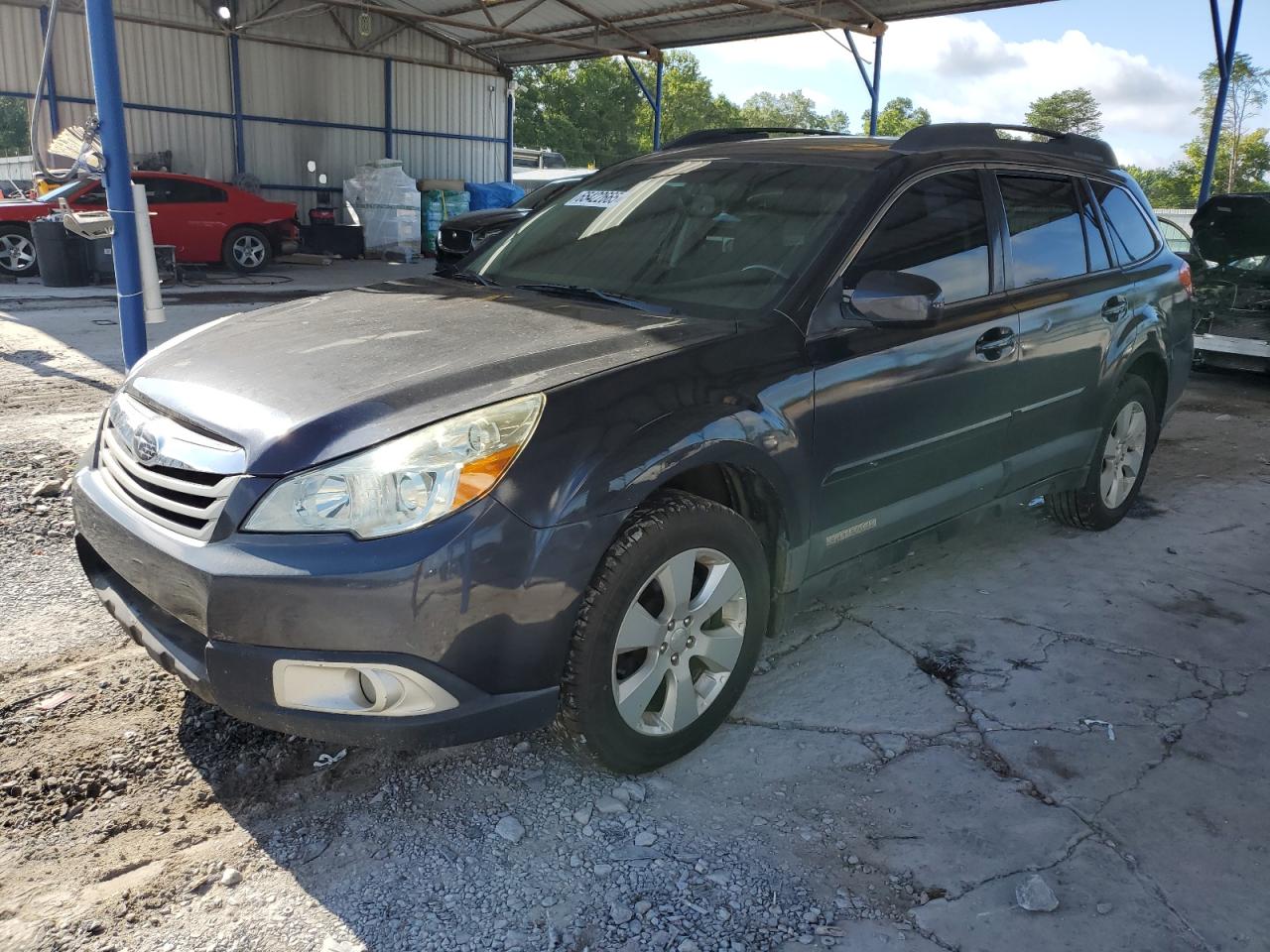 SUBARU OUTBACK 2. 2011