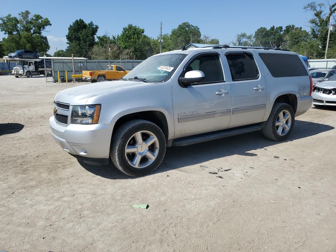 CHEVROLET SUBURBAN K 2013