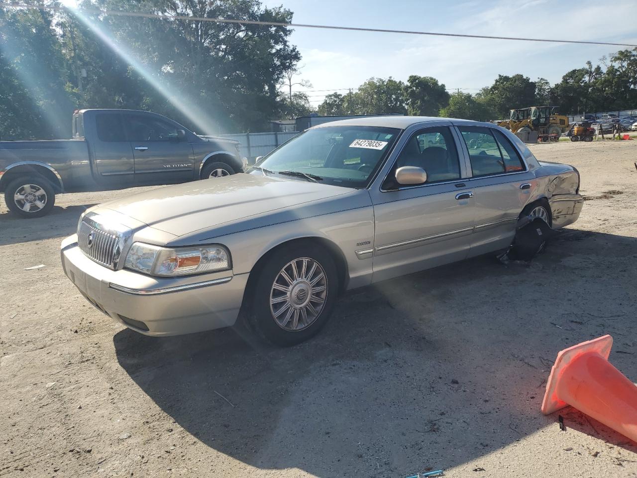 MERCURY GRAND MARQUIS 2010