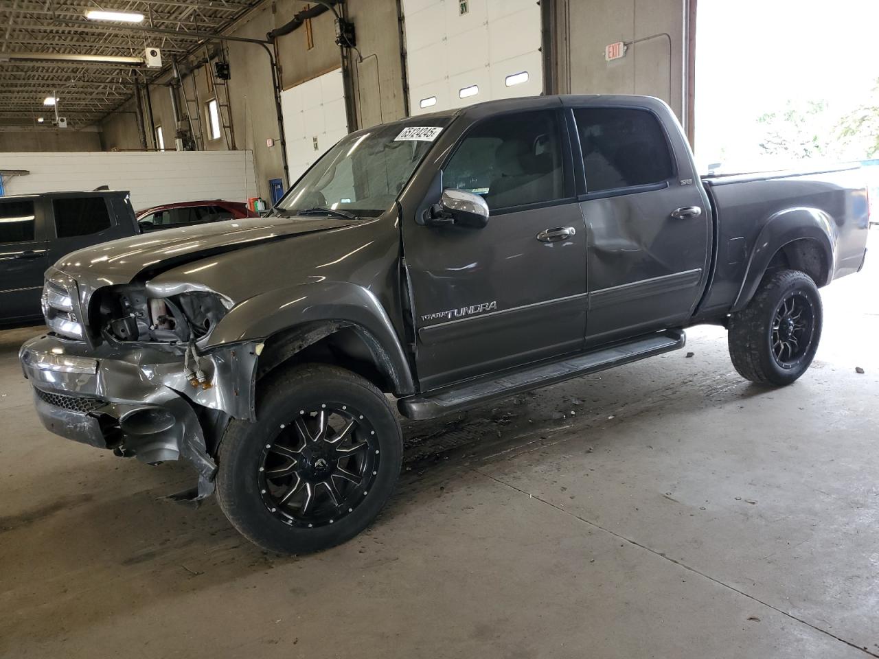 TOYOTA TUNDRA DOU 2005