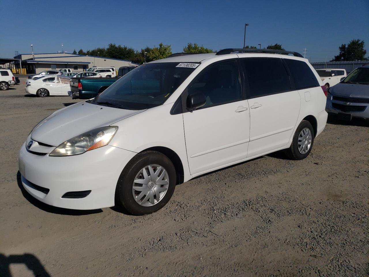 TOYOTA SIENNA CE 2010