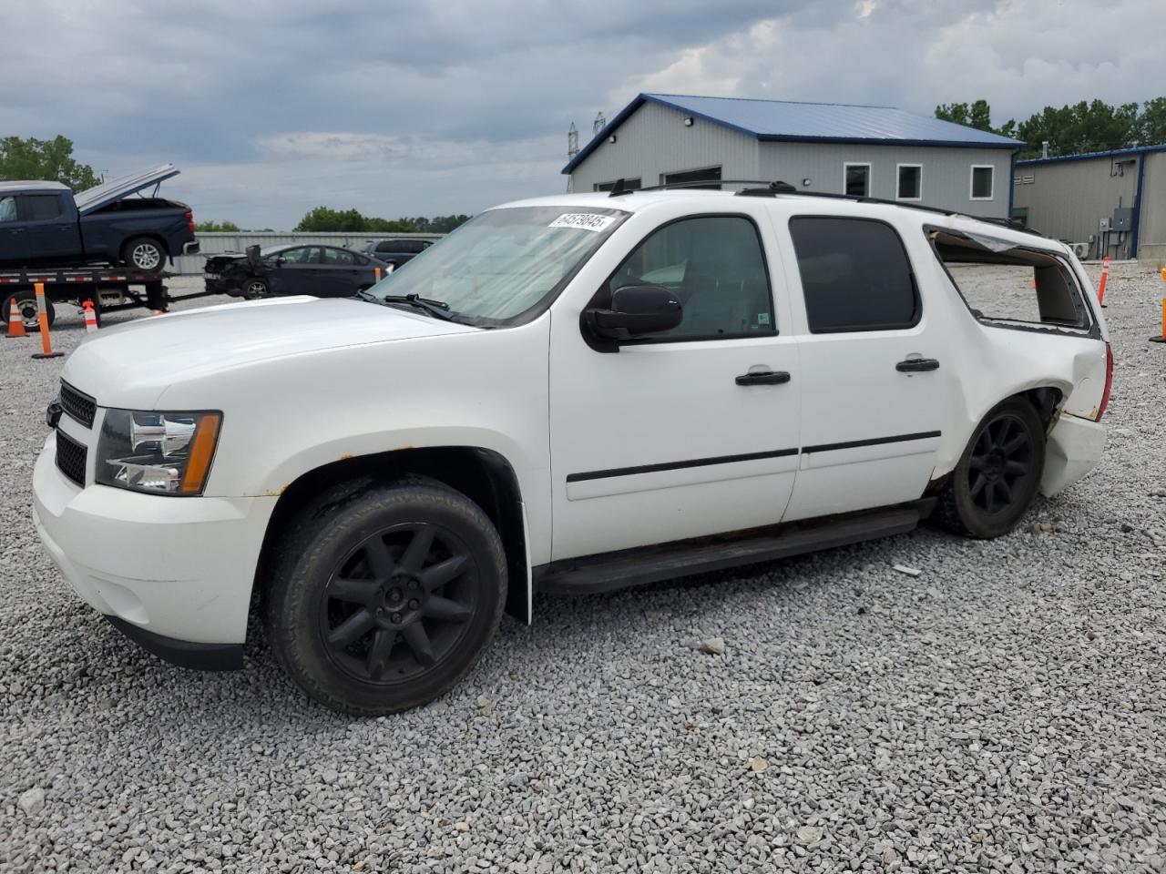 CHEVROLET SUBURBAN K 2011