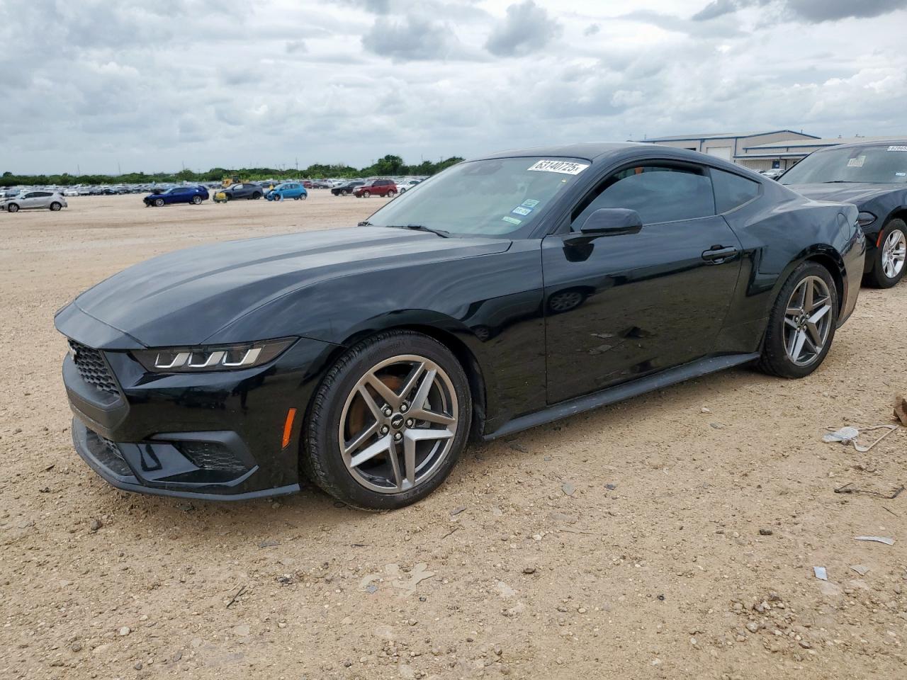 FORD MUSTANG 2024